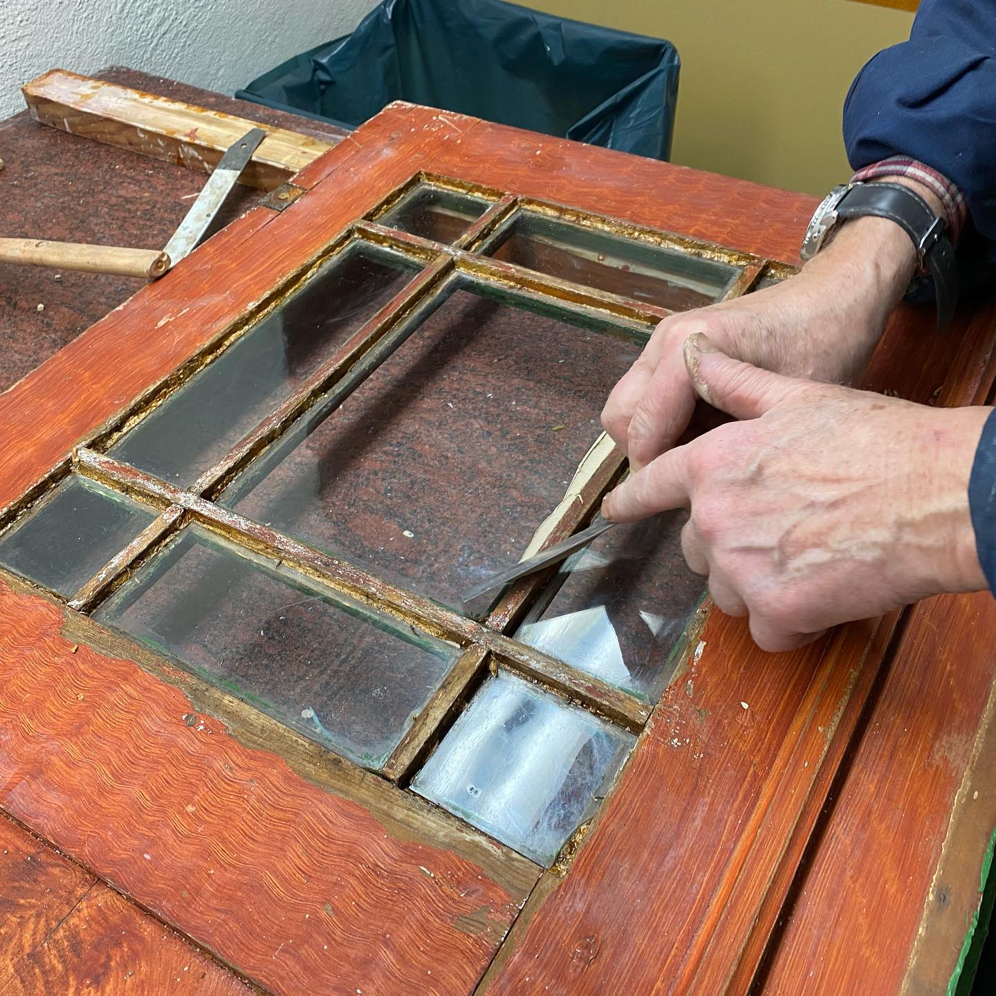 Allback_verarbeitung_von_Leinoelkitt