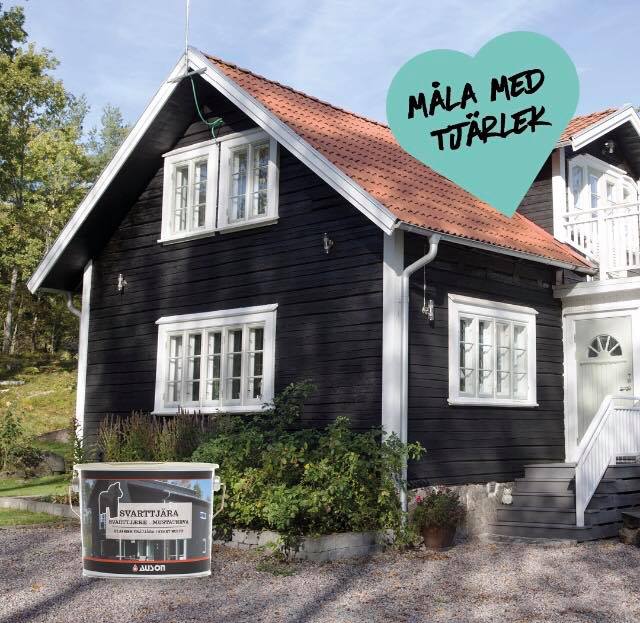 Auson_svarttjaera_Haus_und_Gebinde Auson_svarttjaera_Haus_und_Gebinde