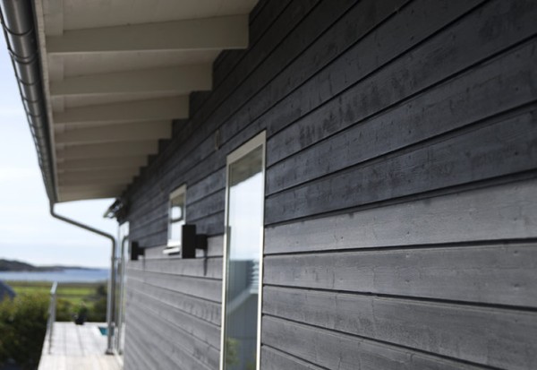 Auson_svarttjaera_Holzfassade Auson_svarttjaera_Holzfassade